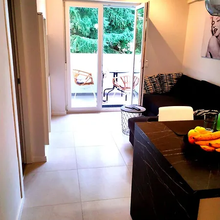 Premium Eden * Πόρετς